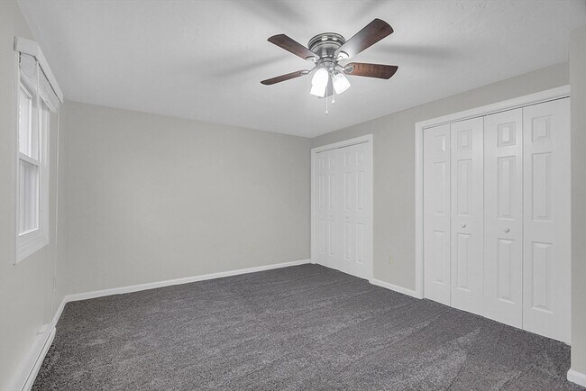 Building Photo - 67 Plantation Rd