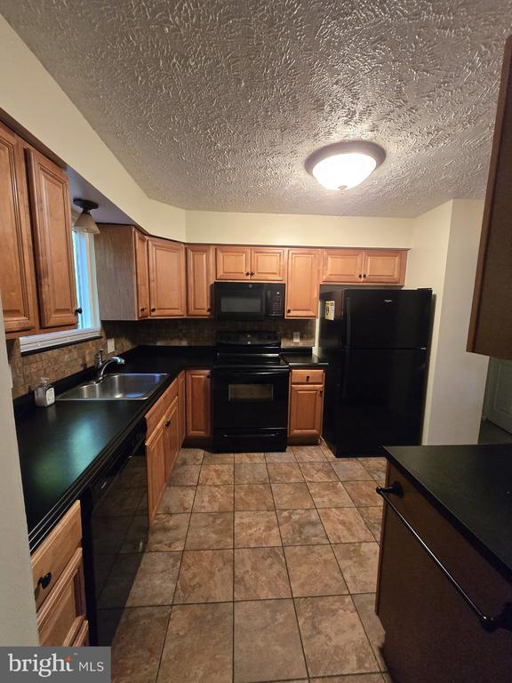 Building Photo - 13342 Jasper Ct