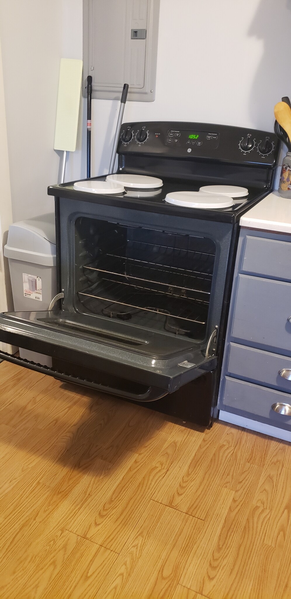 Building Photo - 162 Lancaster Rd