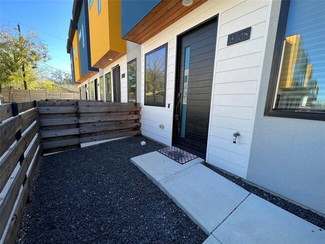 Building Photo - 2108 Tillery St