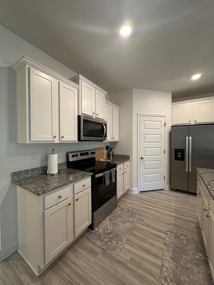 Building Photo - 7 Nest Ln