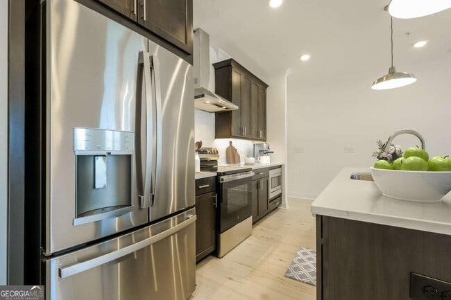 Building Photo - 514 Alice Wy