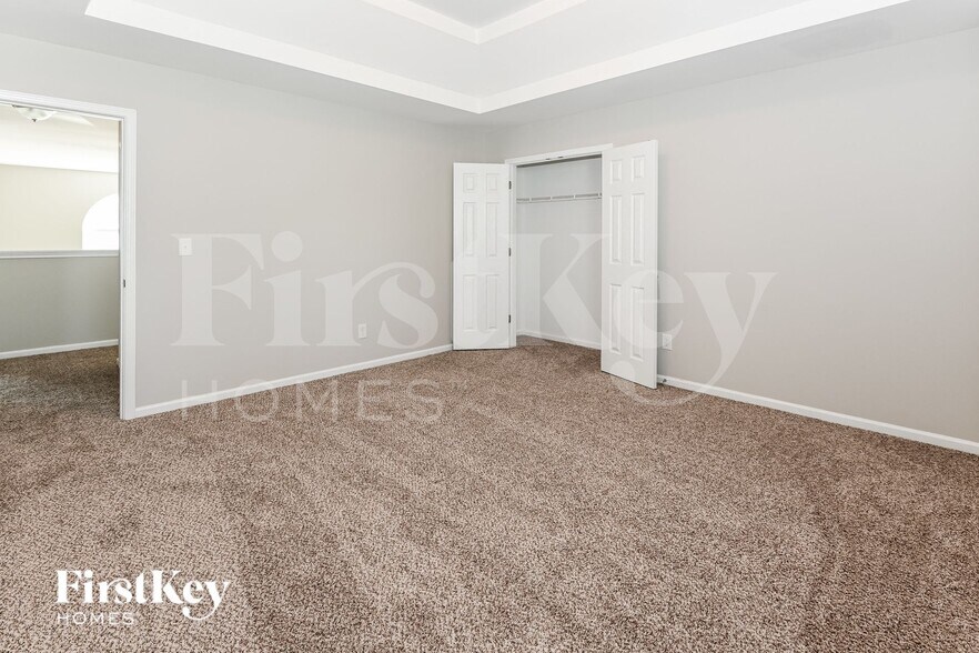 Building Photo - 123 Elba Dr