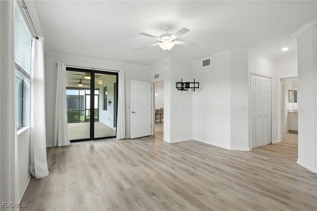 Building Photo - 12039 Hawthorn Lake Dr