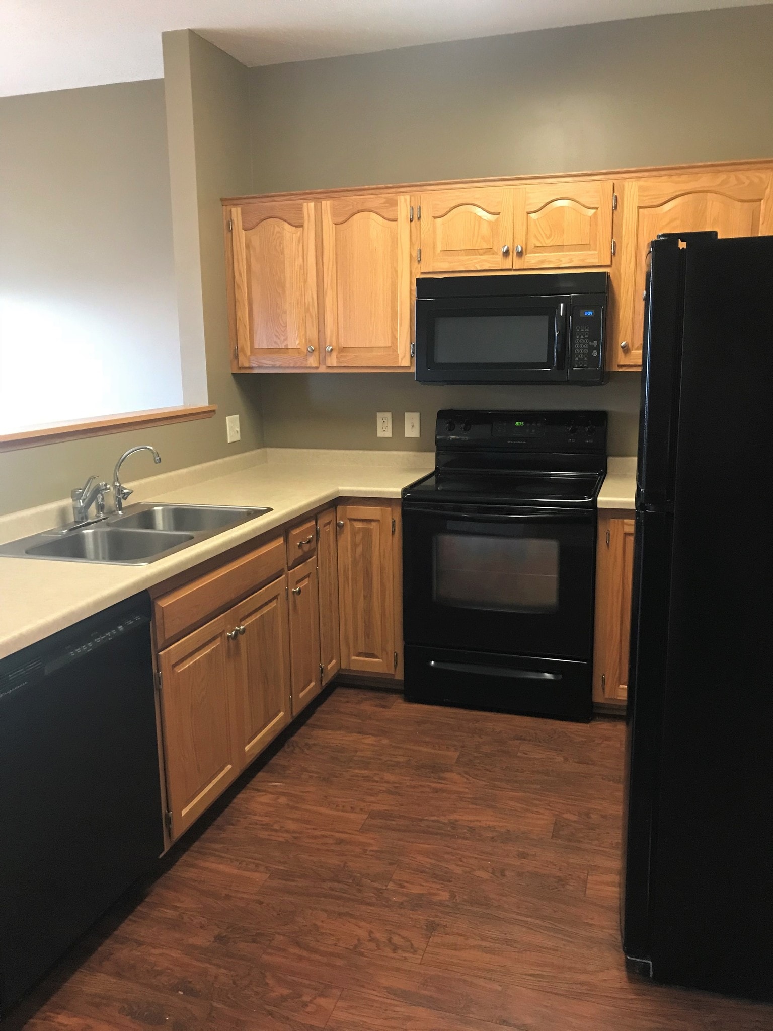 Building Photo - 2138 Willow Trl