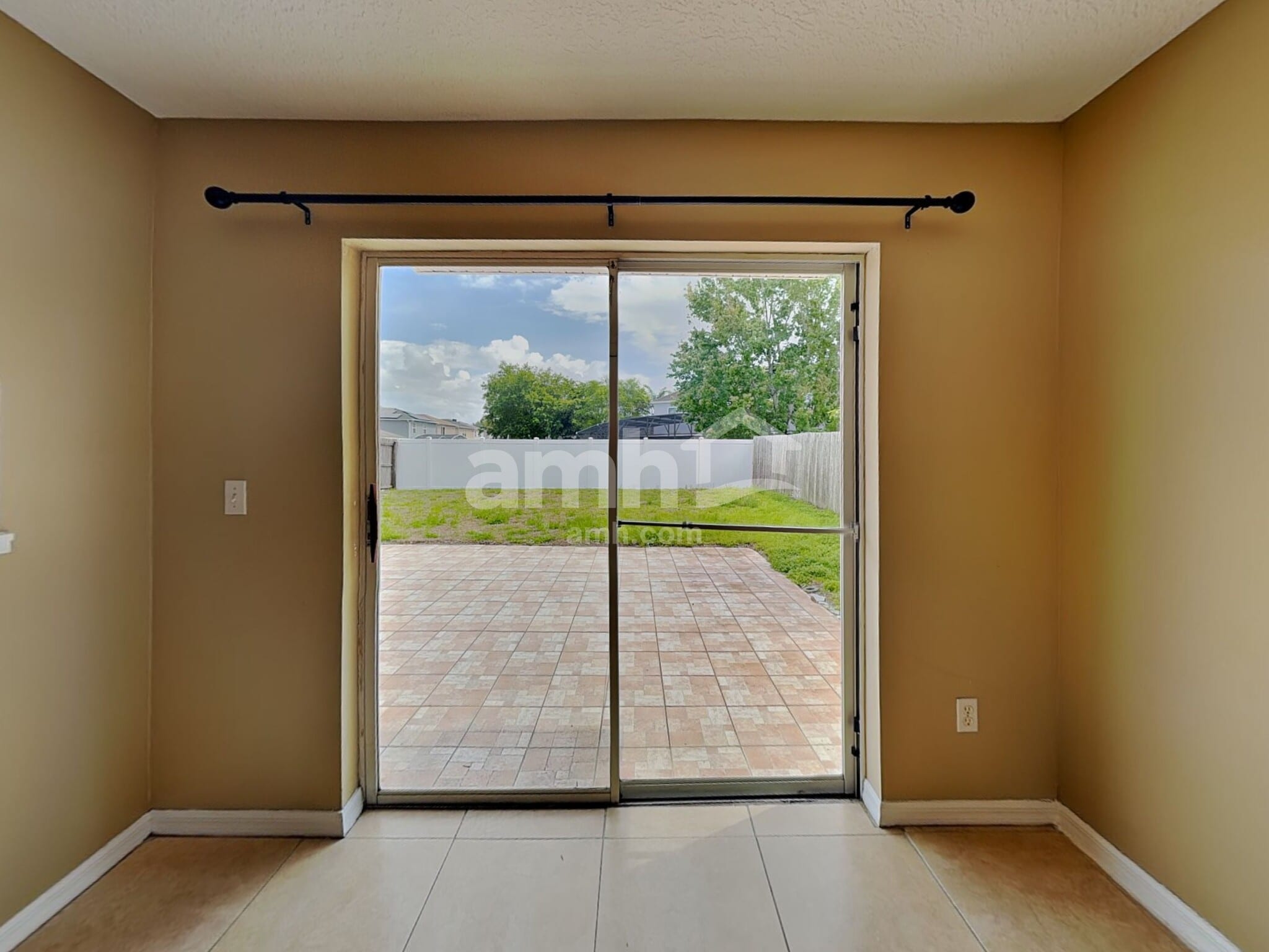 Building Photo - 1907 Seatonham St