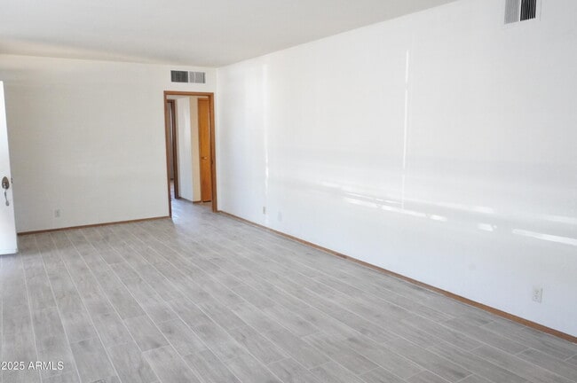 Building Photo - 8235 E Virginia Ave