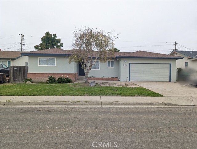 Primary Photo - 877 Pearl Dr