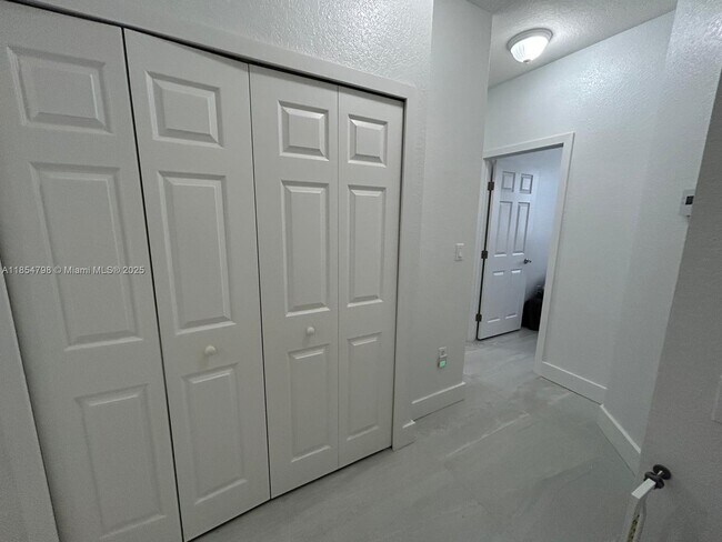 Building Photo - 12553 SW 121st Way