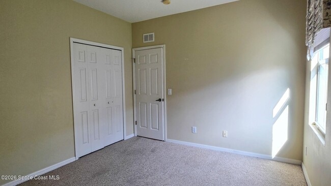 Building Photo - 1831 Barrington Cir