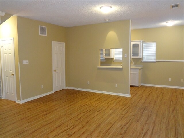 Building Photo - 717 Oteca Drive