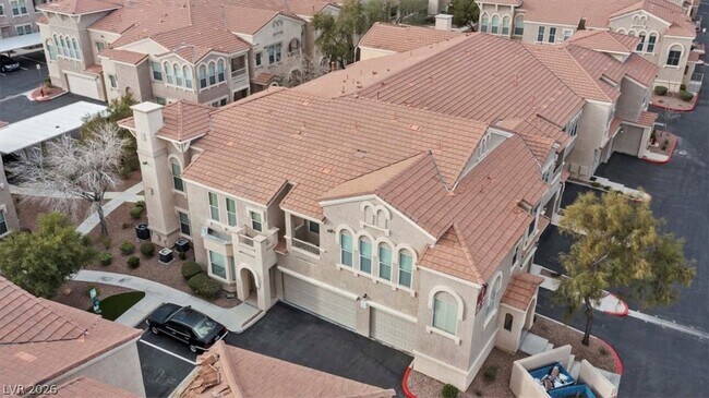 Building Photo - 10550 W Alexander Rd