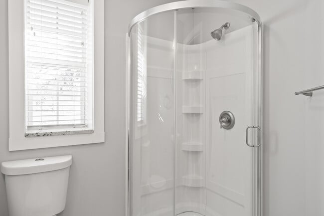 Building Photo - 106 N Main St