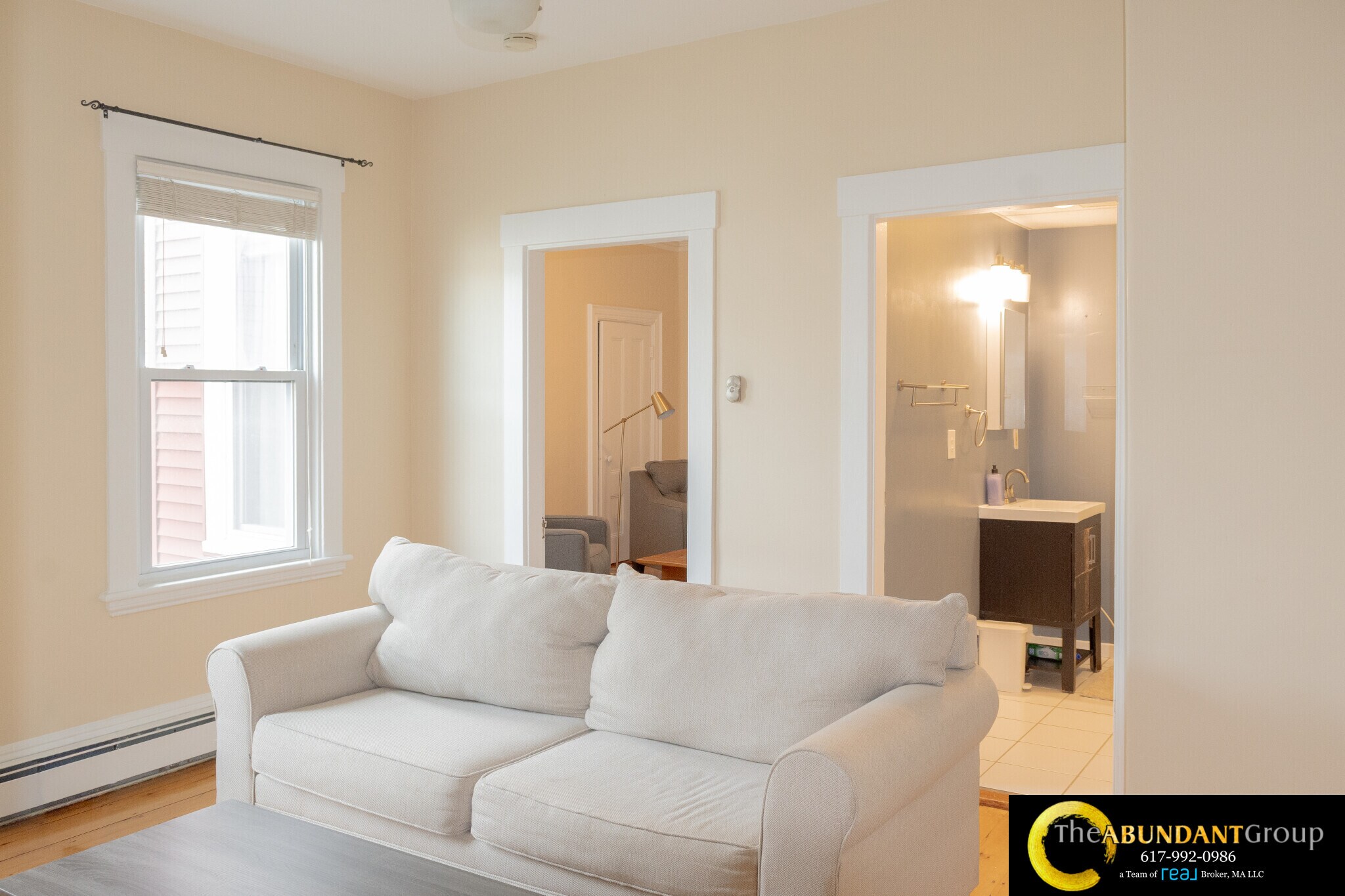 Building Photo - 133 Otis St