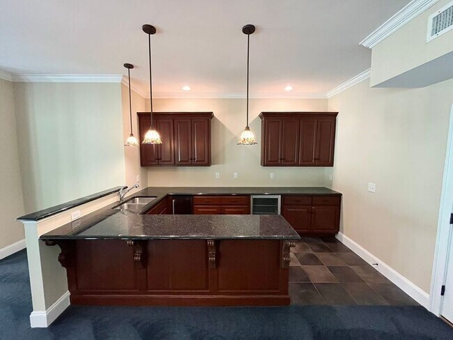 Building Photo - 1205 Enderbury Dr