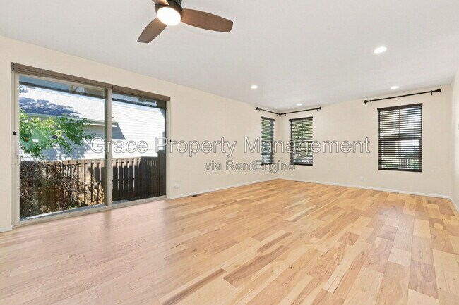 Building Photo - 8562 E 49th Pl