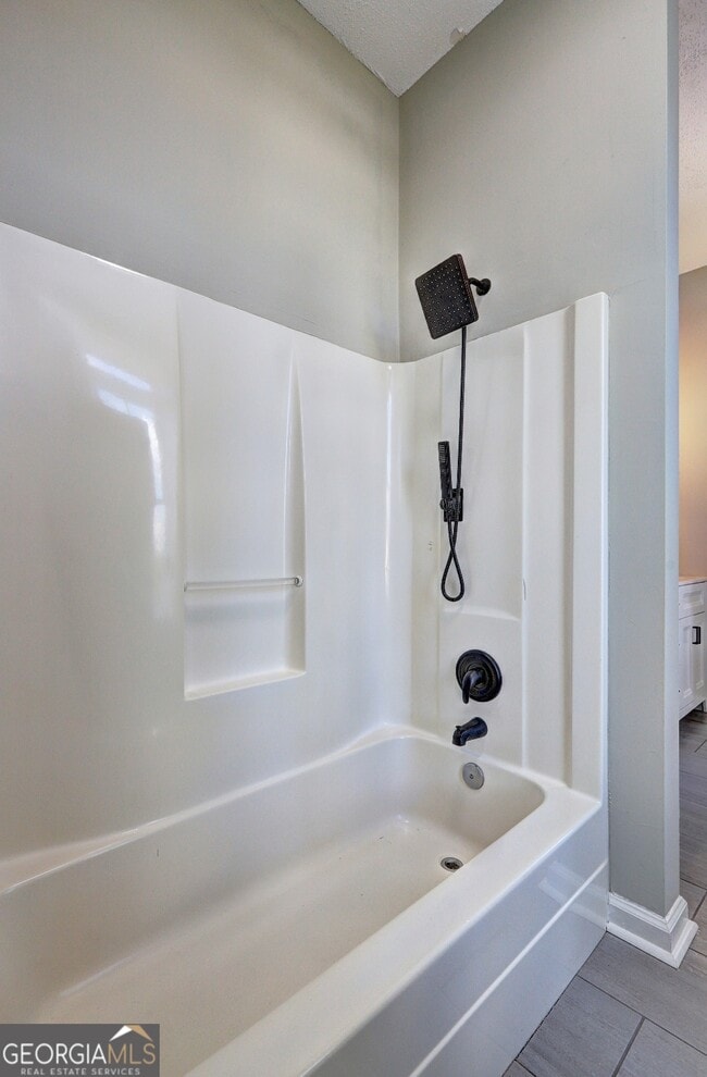 Building Photo - 123 N Broad St