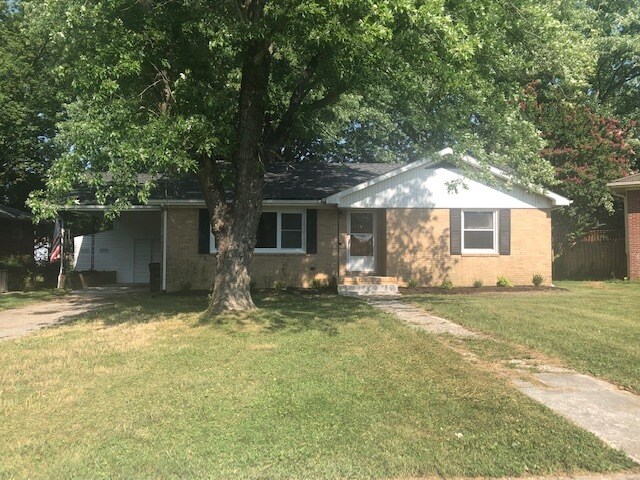 Primary Photo - 104 Wayside Dr