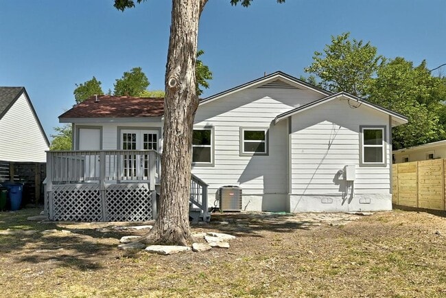 Building Photo - 203 Nelray Blvd