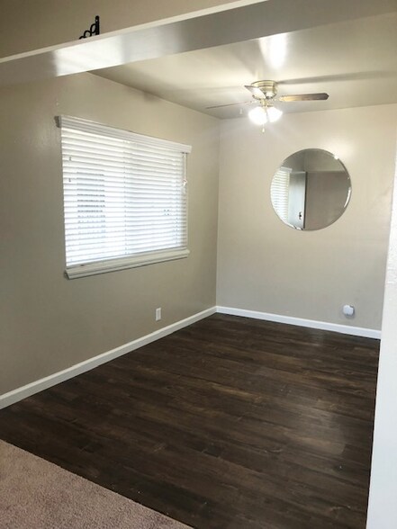 Building Photo - 3452 Redwood Ct