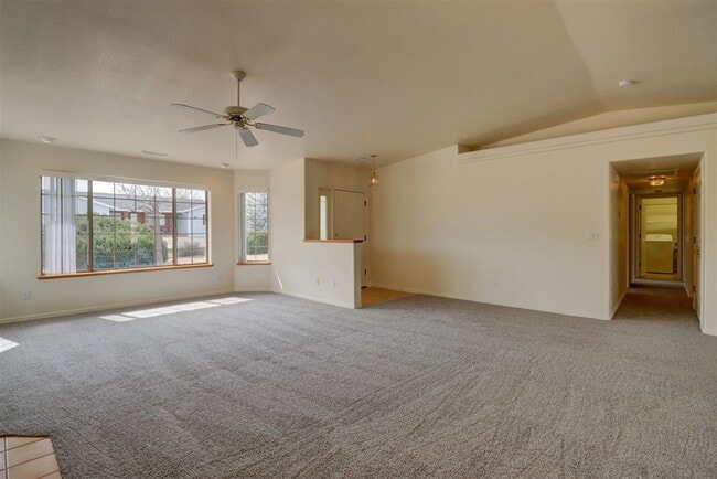 Building Photo - 9440 E Towago Dr