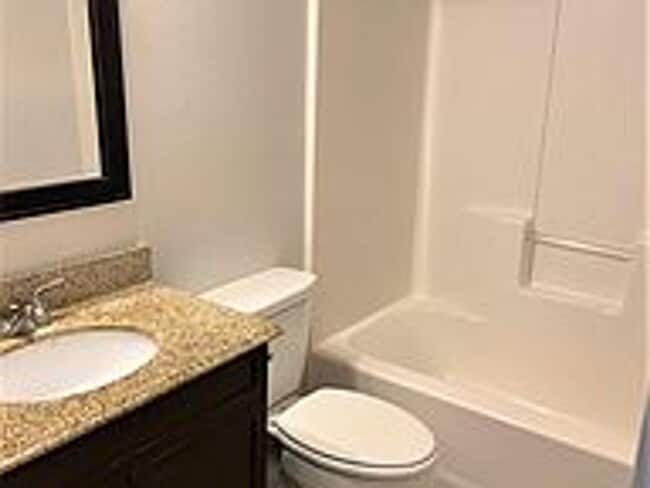 Building Photo - Available for May Move in!  Cute 2 bedroom 2 bathroom house near Downtown Bryan