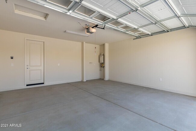 Building Photo - 25417 S 229th Pl