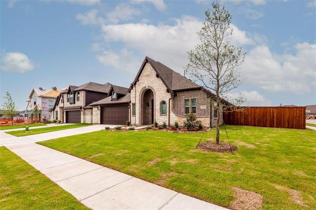 Building Photo - 1304 Lancaster Dr