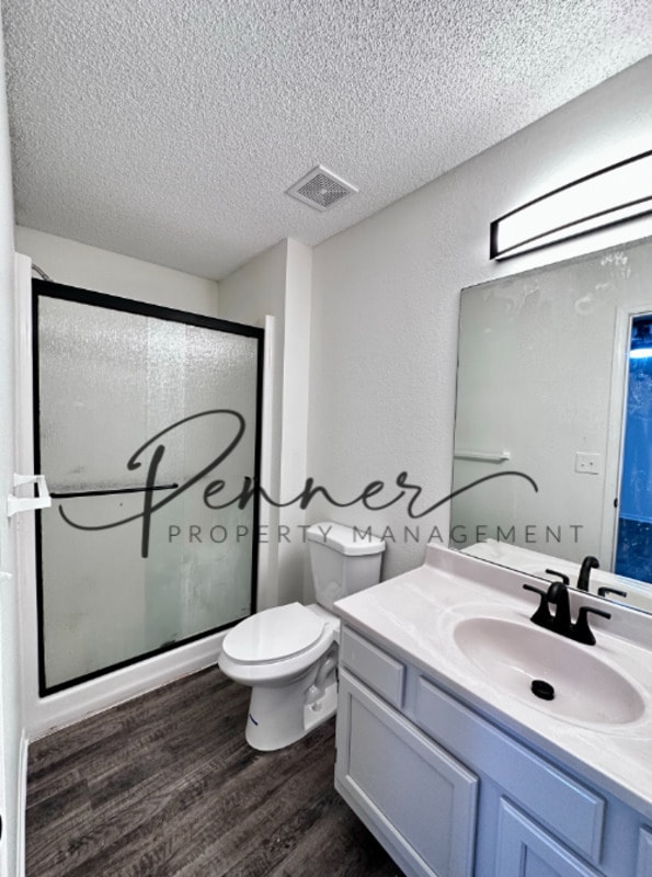 Building Photo - 201-A NE DOGWOOD St