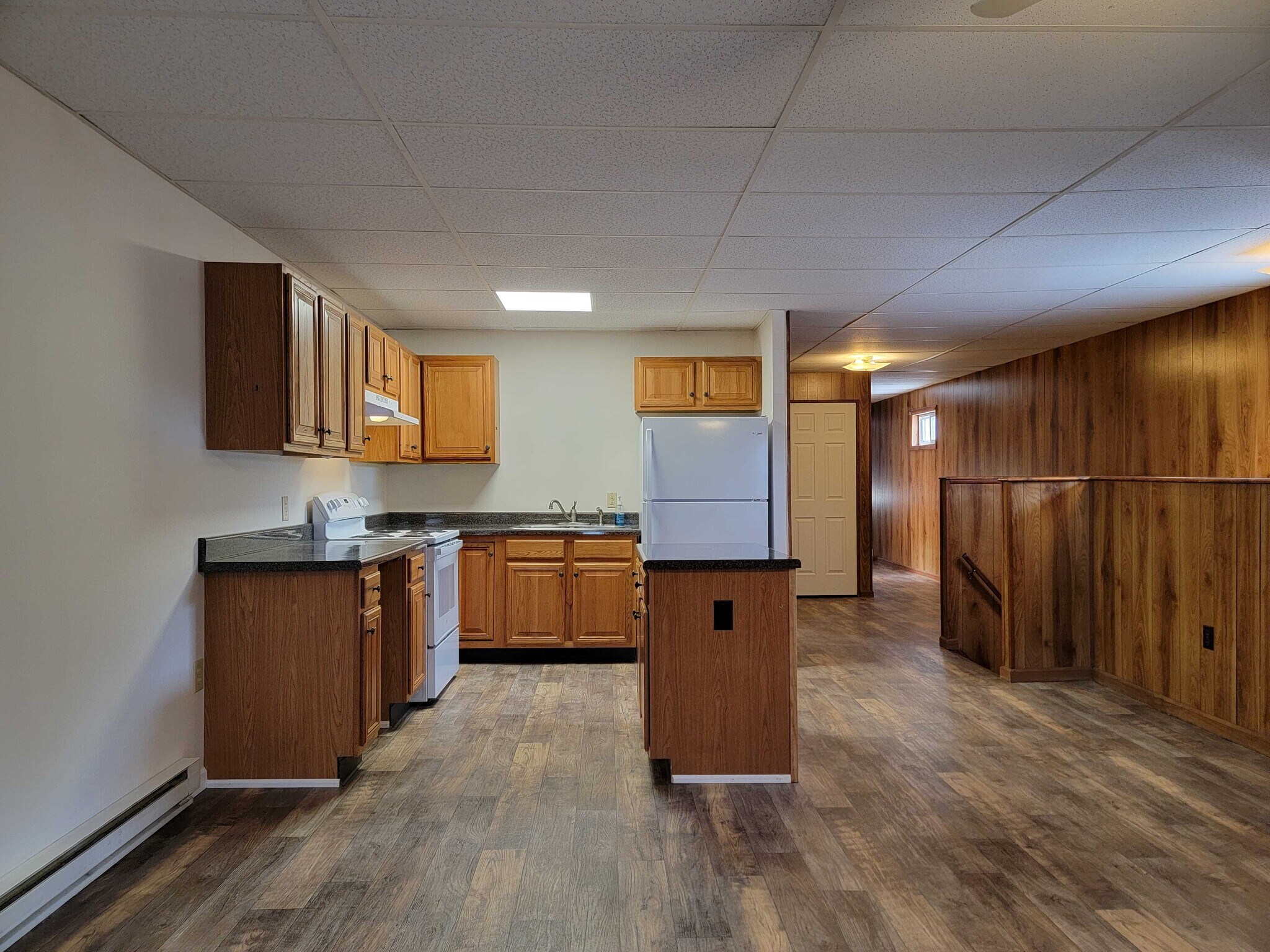 Building Photo - 84 Gross St