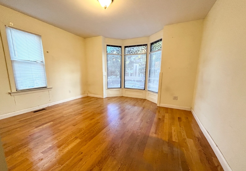 Building Photo - 1623 Tremont St