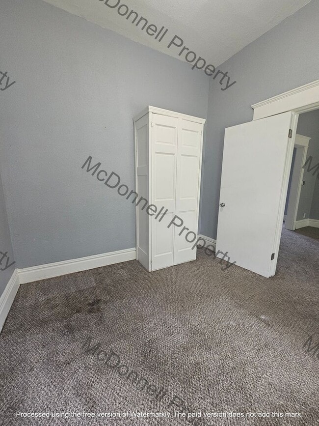 Building Photo - There is a $25 application fee and everyon...