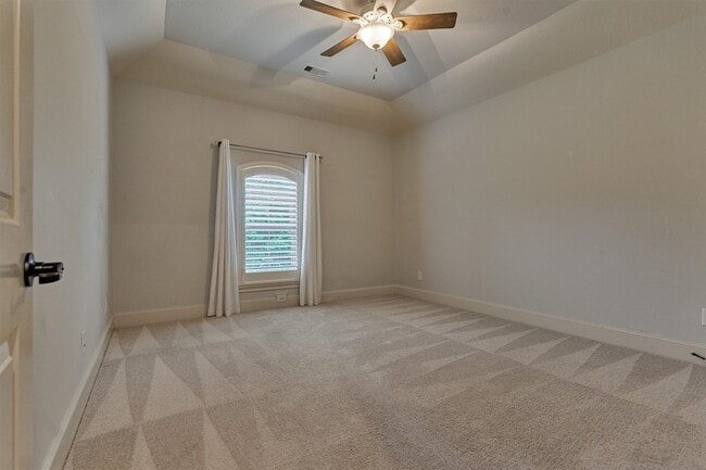Building Photo - 115 Windfair Loop