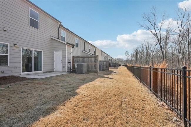 Building Photo - 234 Timberland Ave