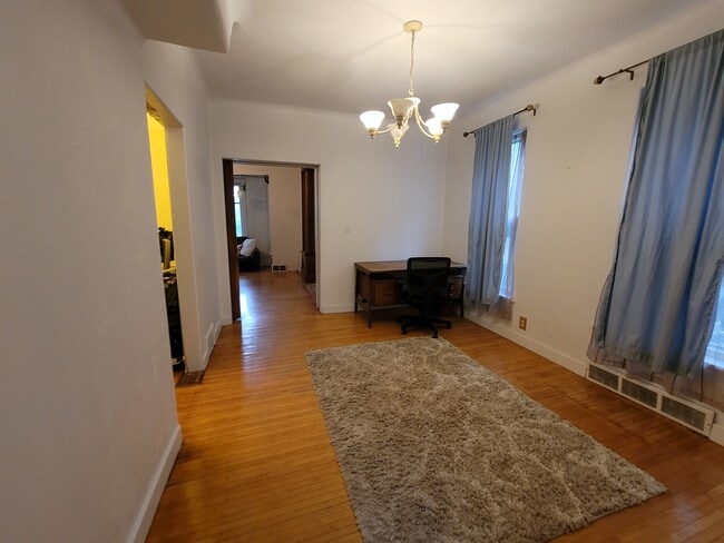 Building Photo - 1312 Jenifer St