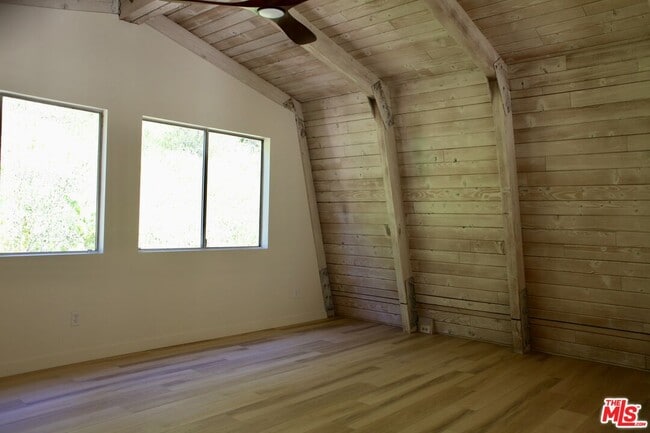 Building Photo - 1578 Topanga Skyline Dr