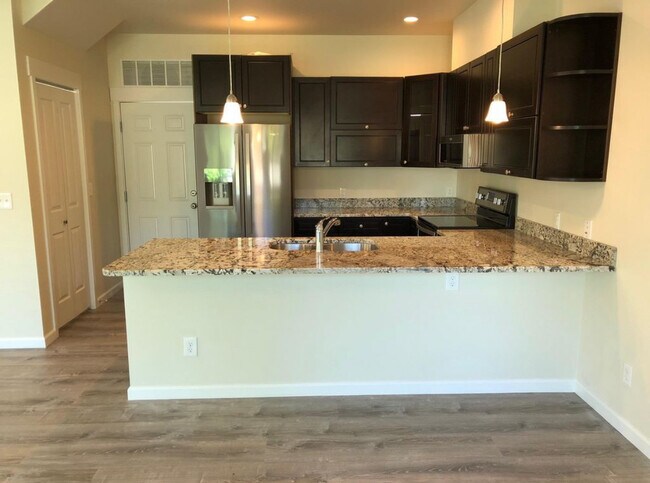 Building Photo - 1019 122nd Ave NE