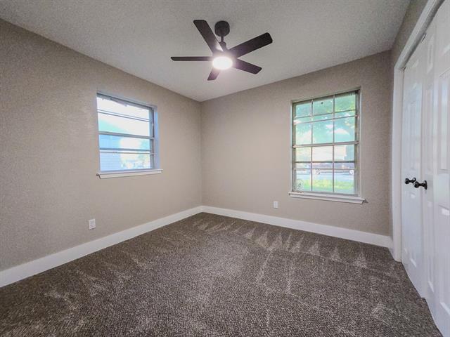 Building Photo - 133 Buie Dr