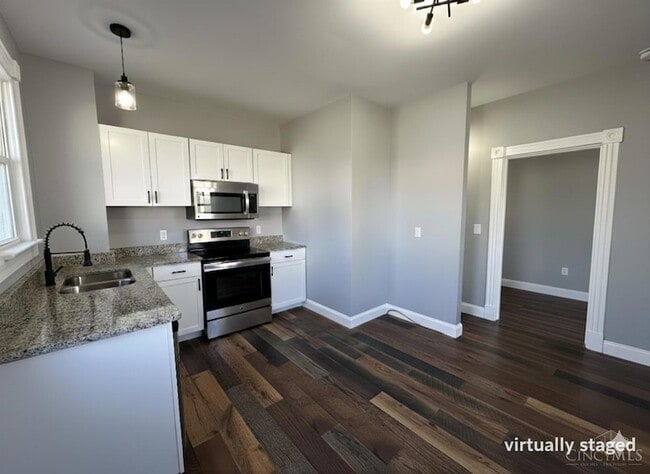 Building Photo - 504 Fairview Ave