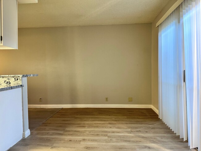 Building Photo - Community Pool and Spa. 2 Story, 2 Bedroom...