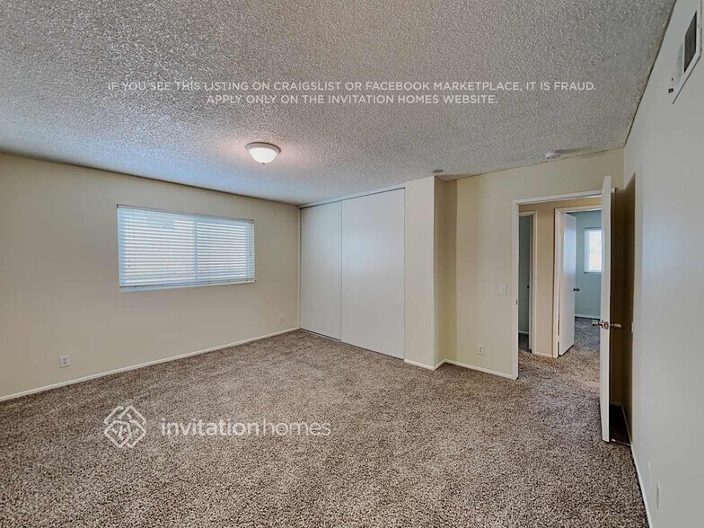 Building Photo - 27532 Camomile Ln
