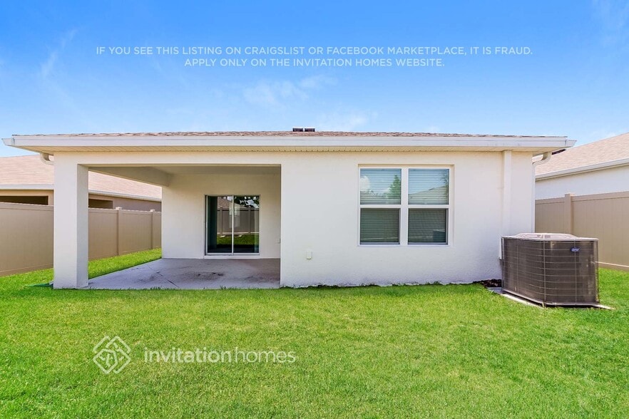 Building Photo - 8025 Majestic Palms Ct