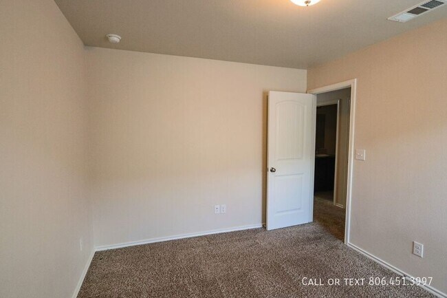 Building Photo - 7431 104th St