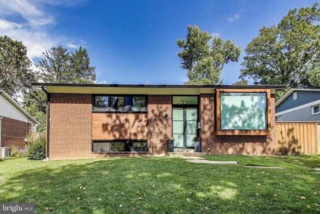 Building Photo - 3715 Astoria Rd