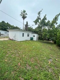 Building Photo - 1220 NE 110th Terrace
