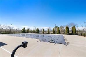 Building Photo - 496 Spring View Dr