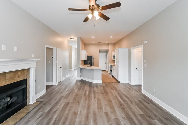 Building Photo - 3110 Logan's Loop