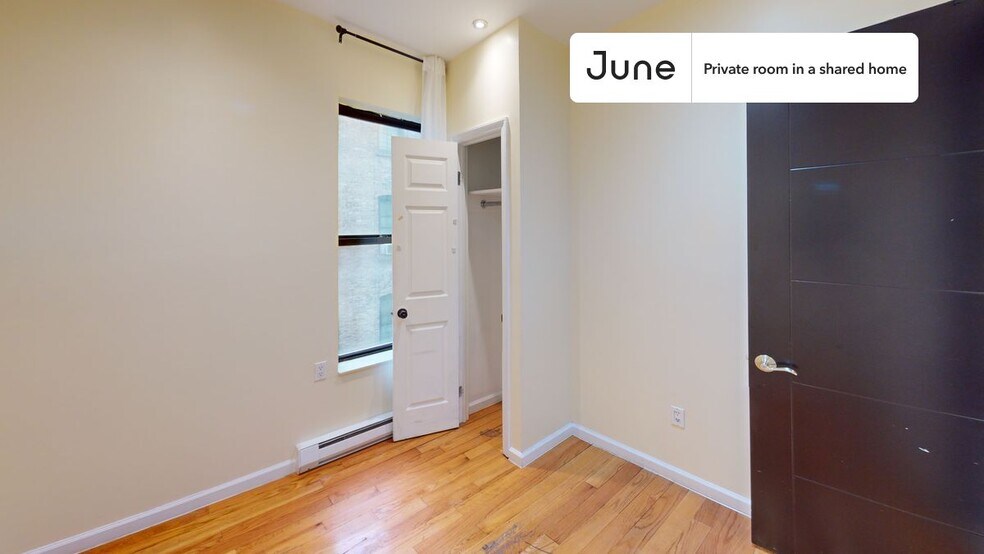 Building Photo - Room in Shared 6 bed/3 bath home