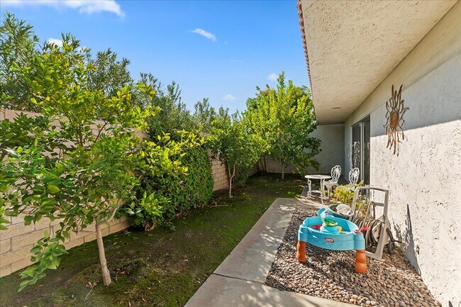 Building Photo - 38780 Tandika Trail N