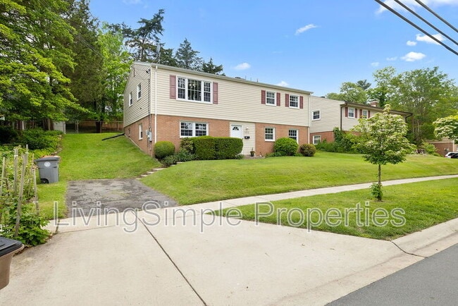 Building Photo - 1213 Gladstone Dr